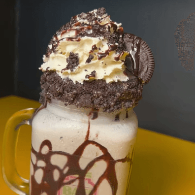 Malteada de Oreo 16onz