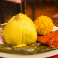 Juane de Pollo con Tacacho