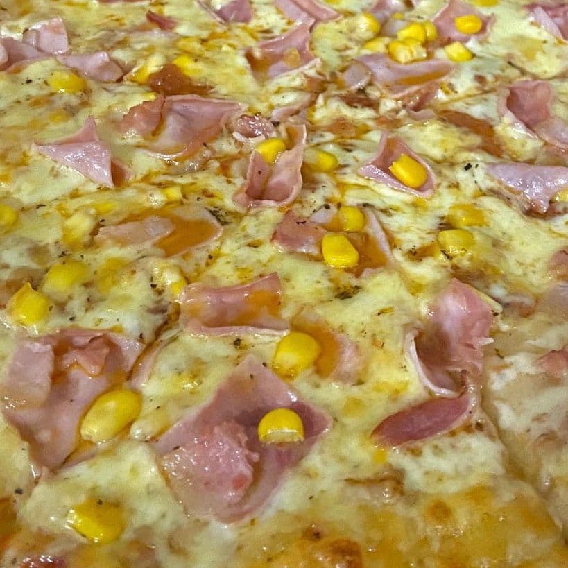 Pizza Mediana Tocineta y Maíz