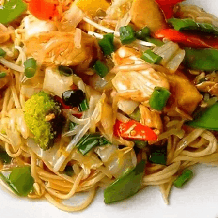 Tallarín con Pollo Trozos Menú