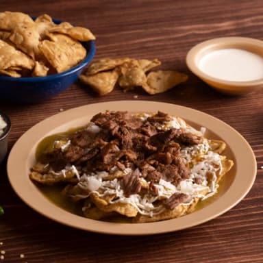 Chilaquiles Bistec Chicos