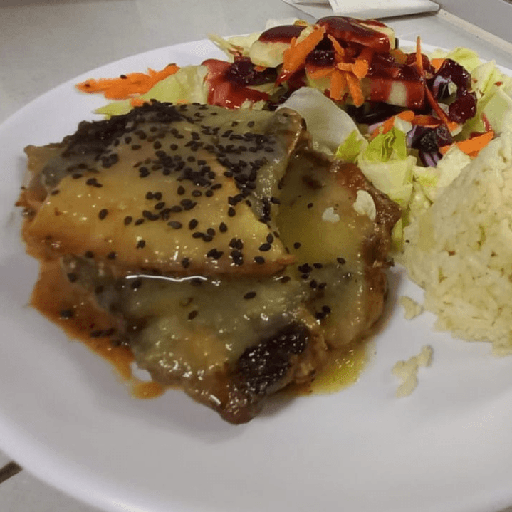 CHULETA COMIDA COMPLETA