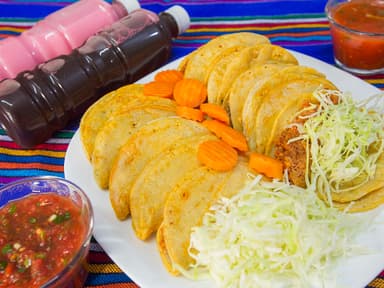 Combo 10 tacos + 2 Aguas
