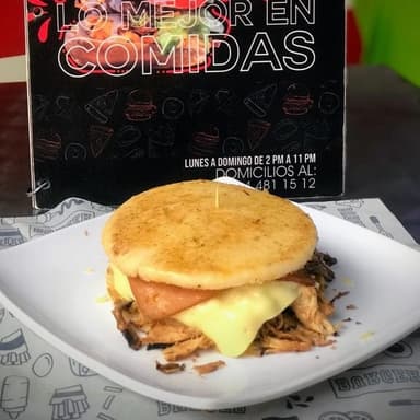Arepa Mixta