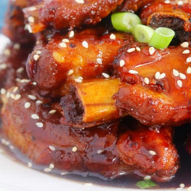 Costilla de Puerco en Salsa Roja BBQ