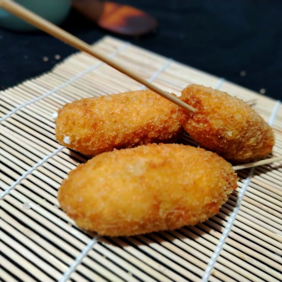 Kushiage de plátano y queso