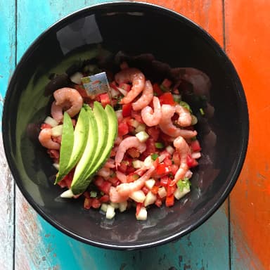 Ensalada de Camaron Salsas Negras
