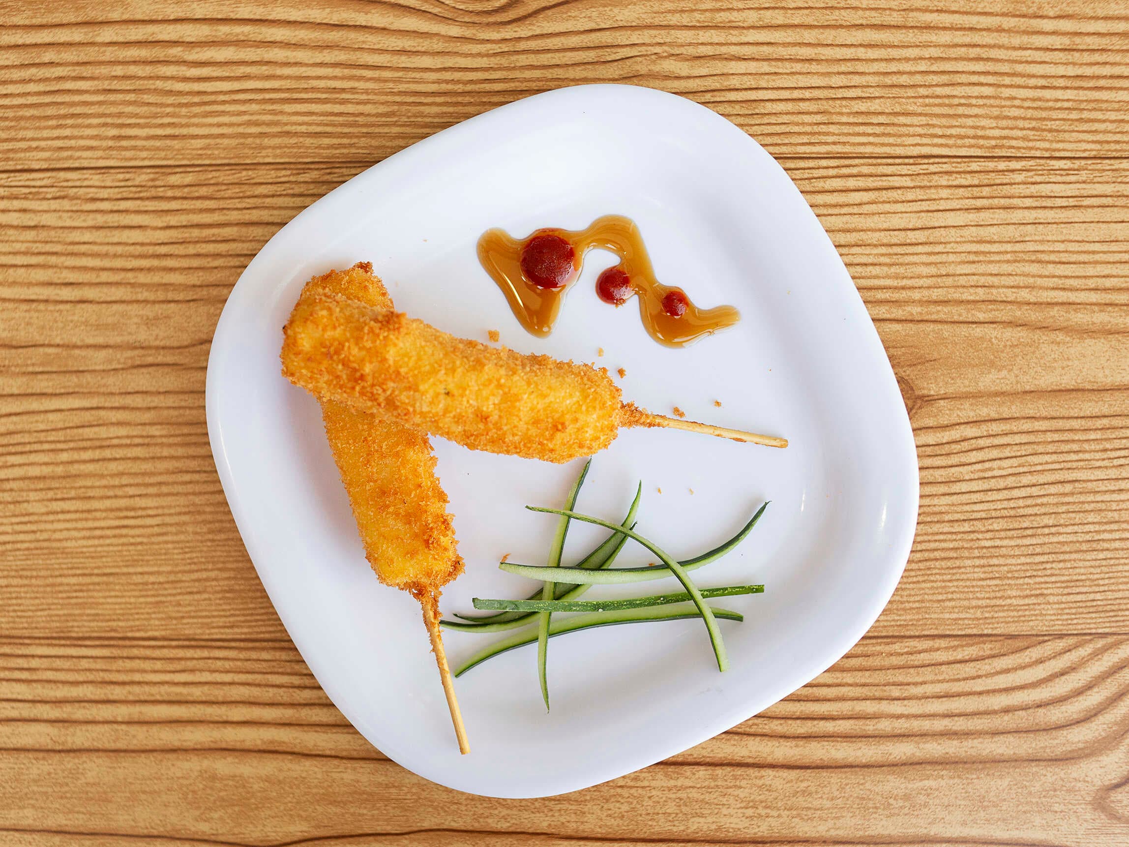 Brochetas de Queso con Camarón
