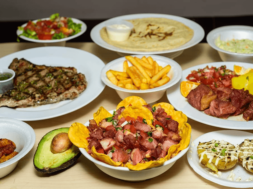 ChiHouse Chicharronera & Steak House - Calle Blancos