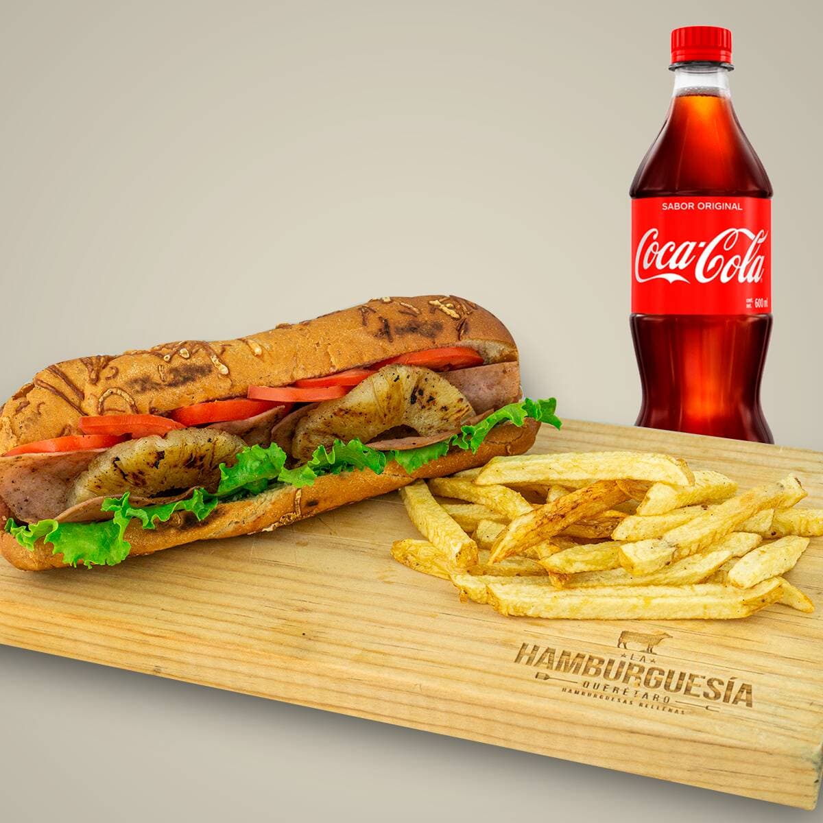 Combo Mega Hot Dog, Orden de Papas y Bebida