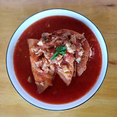 Tacos Dorados de Frijoles con Carnitas