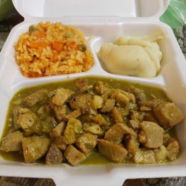 Puerco en Salsa Verde Platillo