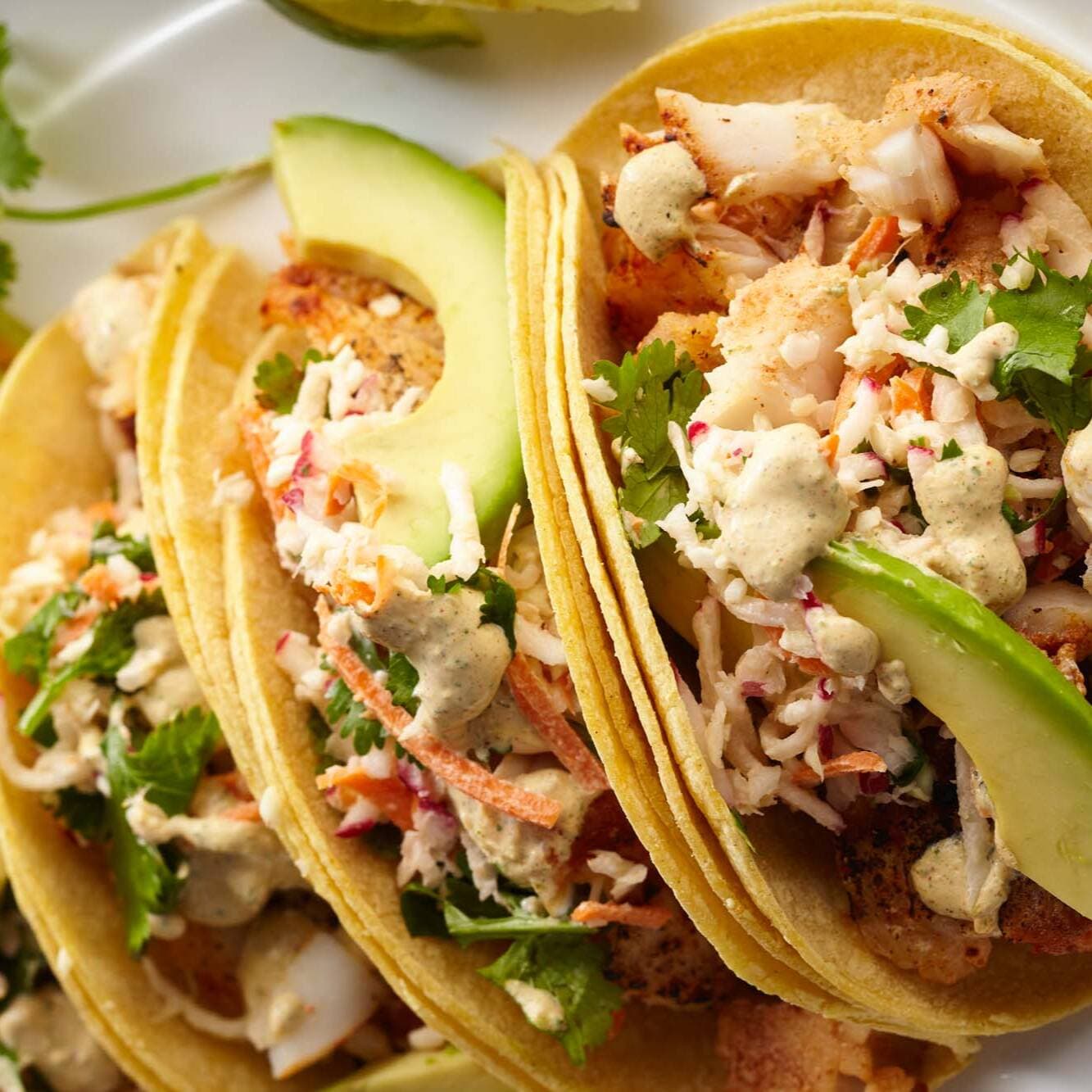 3 Tacos de chicharrón de pescado