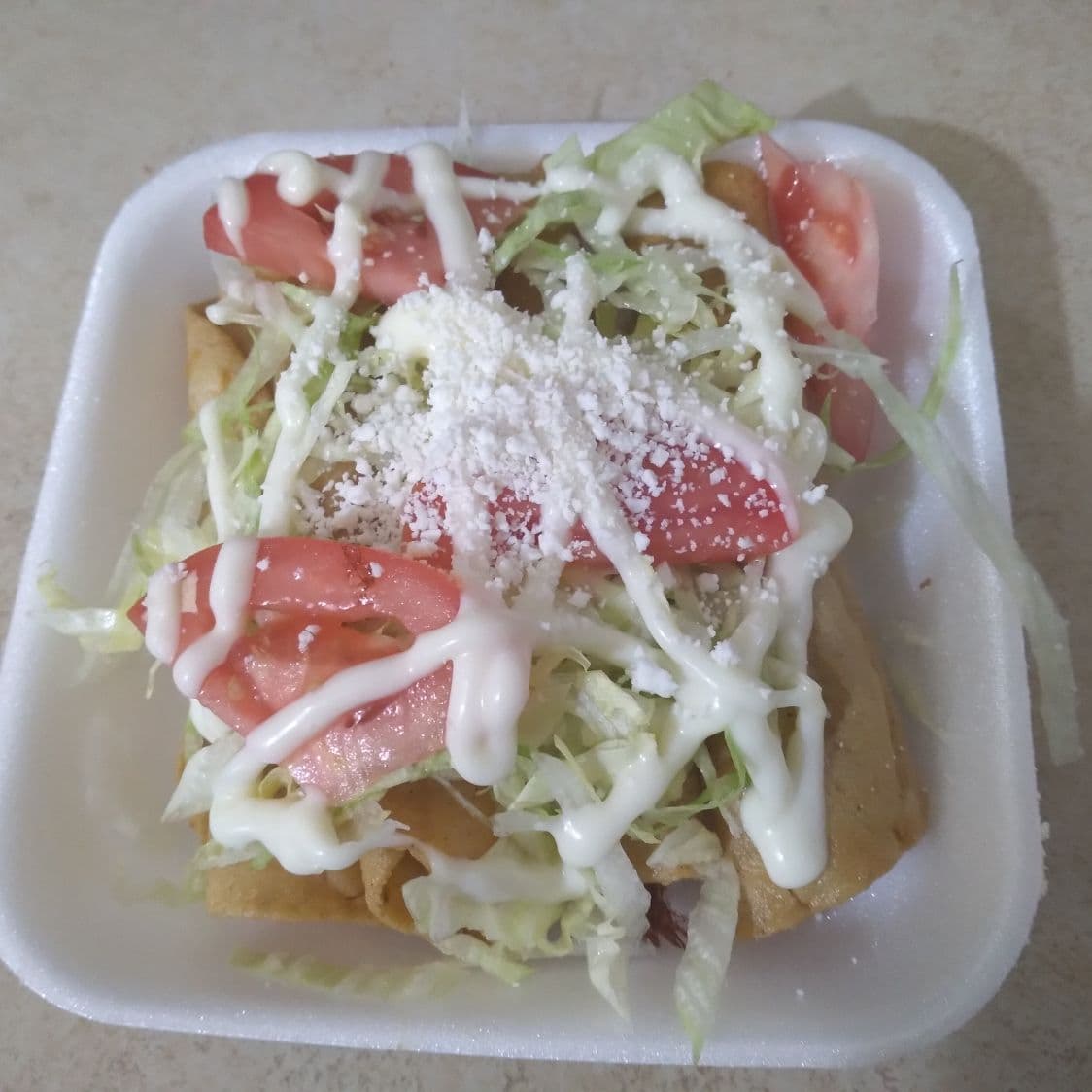 Flautas de Carne Deshebrada 4 Piezas