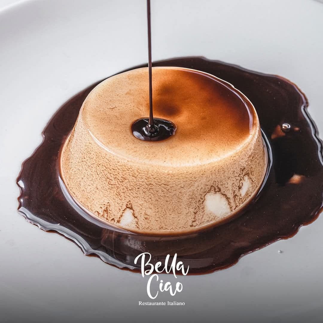 Panna Cotta jarabe de chocolate
