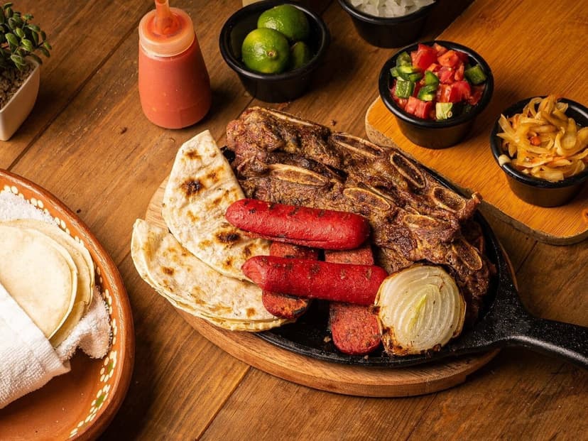 Aguacatito carne asada