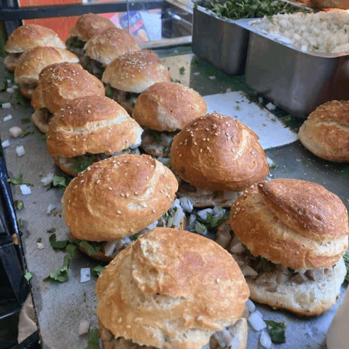 6 Cemitas de Cabezaa