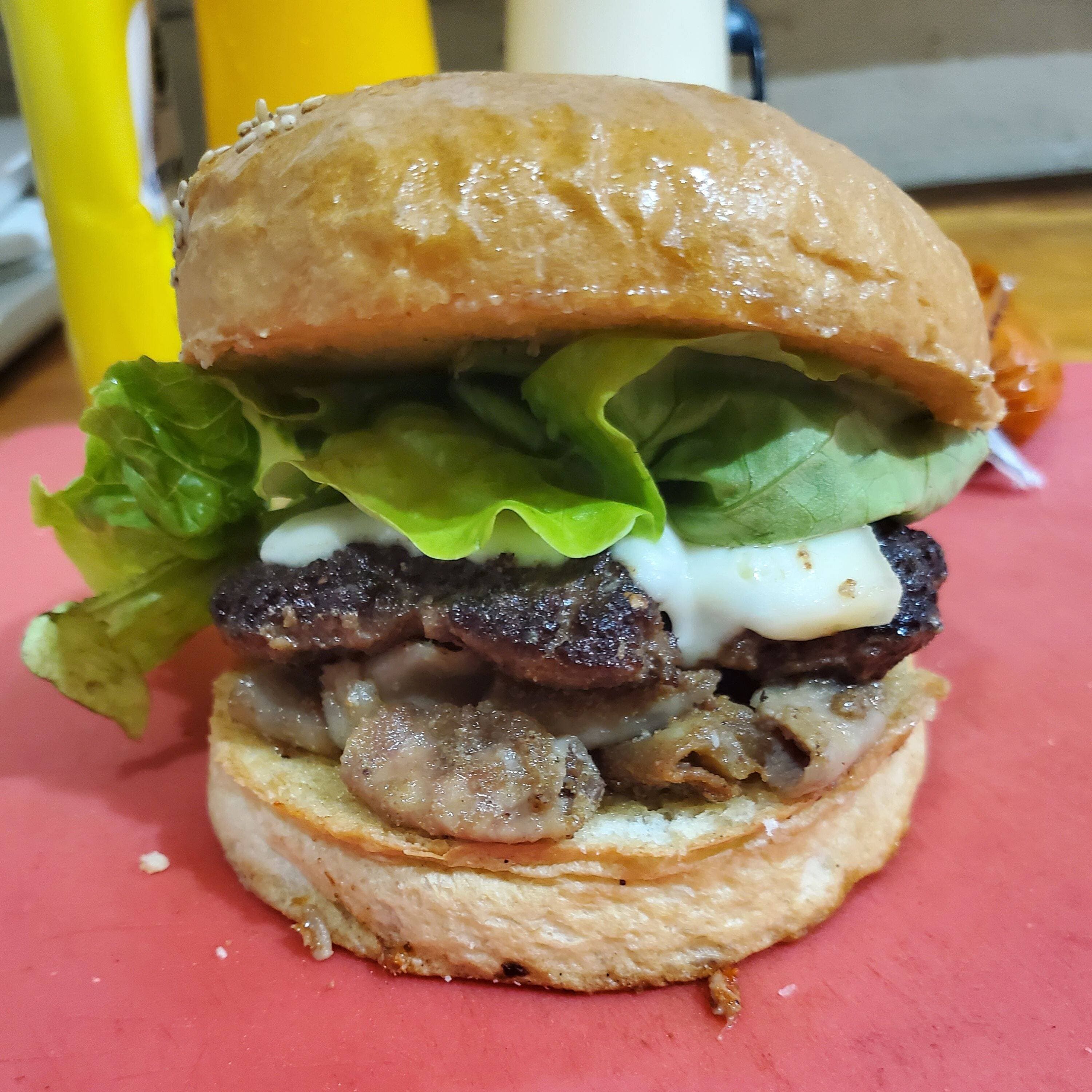 Hamburguesa Mamarica