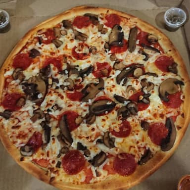 Pizza Familiar con 2 Ingredientes + Adicionales