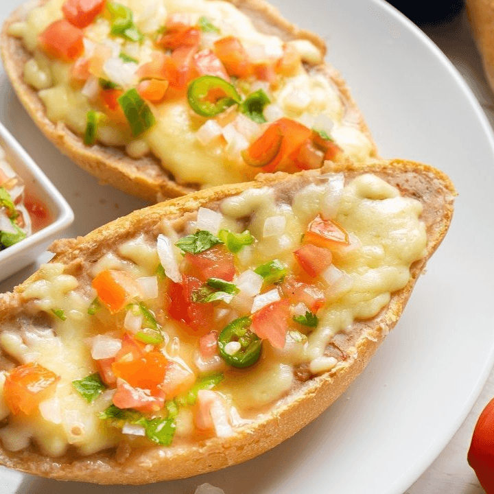 Molletes Hawaianos