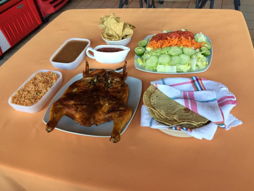 Pollos al Carbón El Campeón