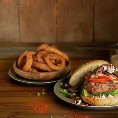 Hamburguesa más Aros de Cebolla