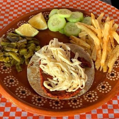 Taco de Cecina Enchilada con Queso