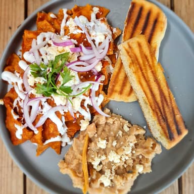 Chilaquiles Rojos