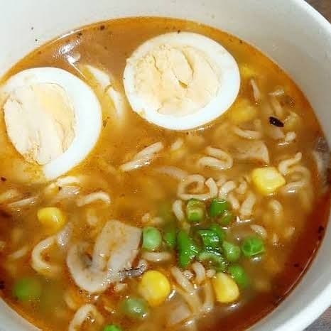 Sopa Maruchan Con Huevo Hervido