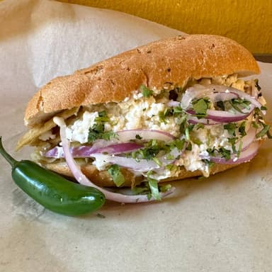 Torta de Chilaquiles Sencilla (Promo)