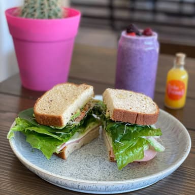 Frutus + Pachanwich