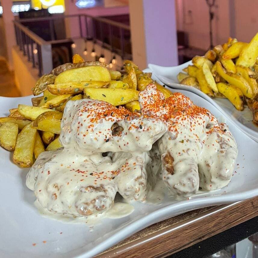 Alitas acevichadas