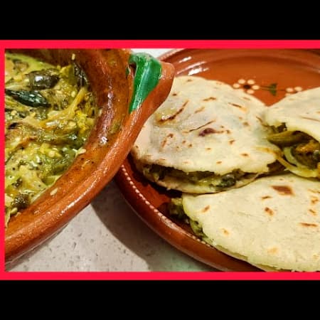 GORDA GRANDE RAJAS CON QUESO