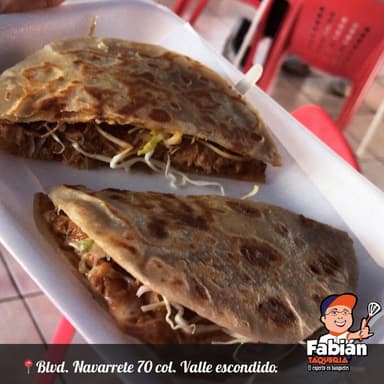 Quesadilla Doble con Carne *