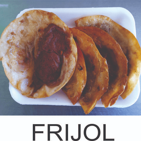 Frijol en Tortilla de Harina