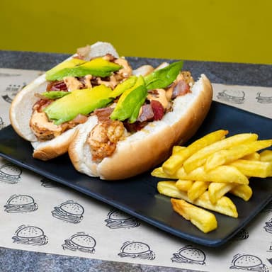 2 Hot Dogs de Camarón + Papas