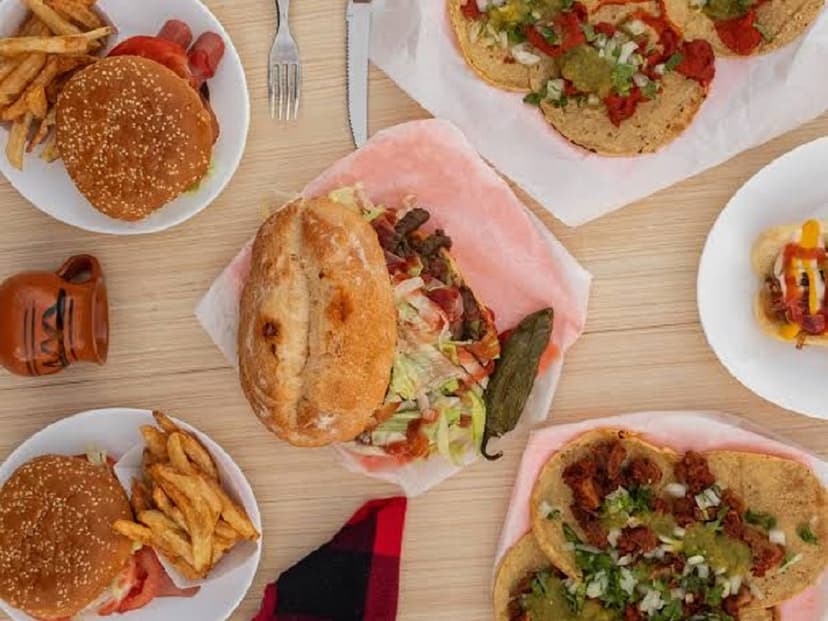 Tacos Tortas y Hamburguesas Los Chatos