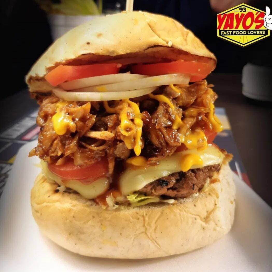 Hamburguesa Pollo Desmenuzado