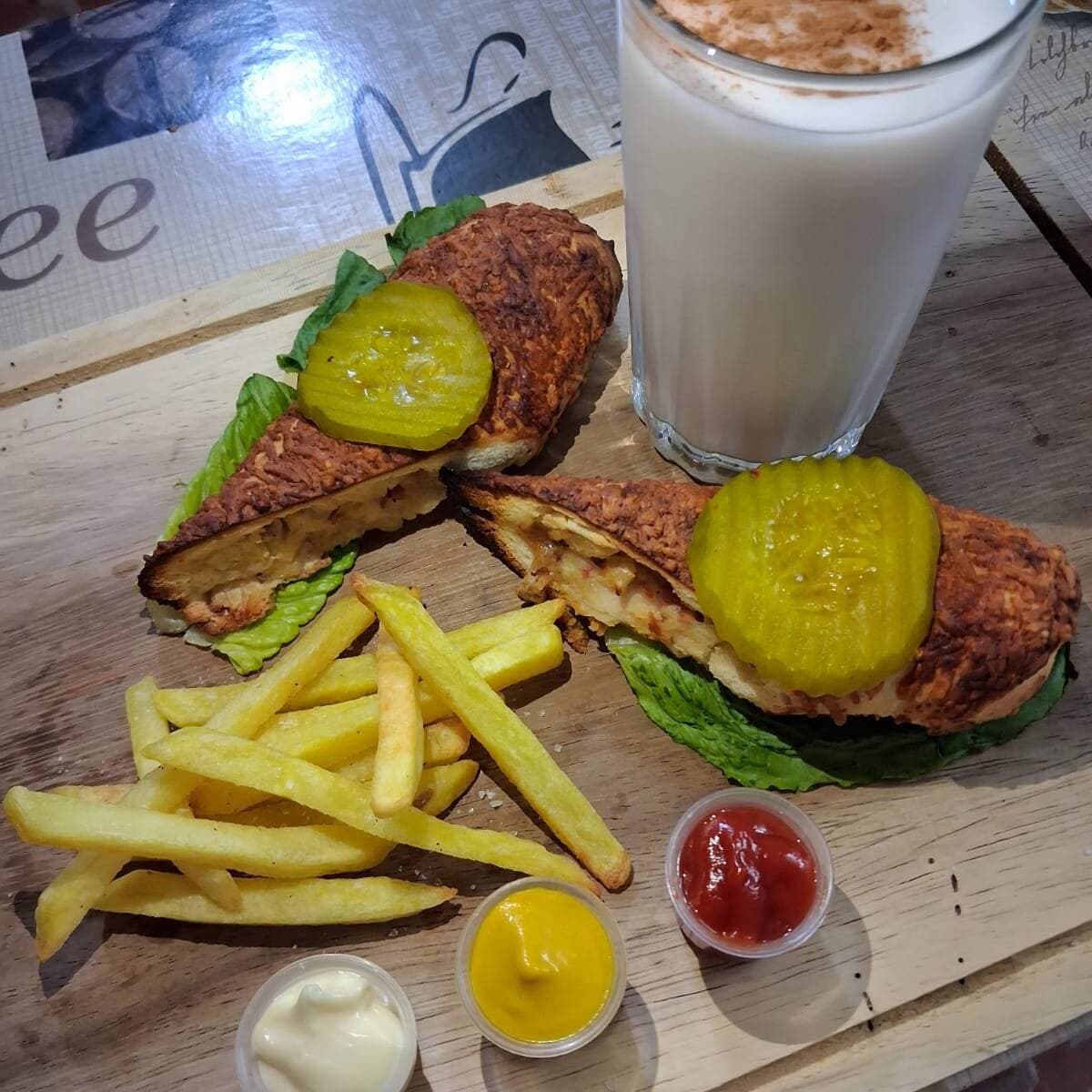Combo Chiken bake. papas y bebida