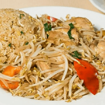 M6 Pollo con Frijolitos y Chaufa