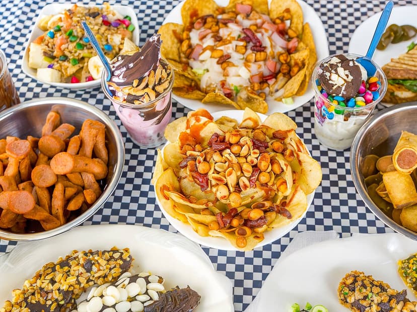 YOFRA HELADOS, BOTANAS Y LONCHES