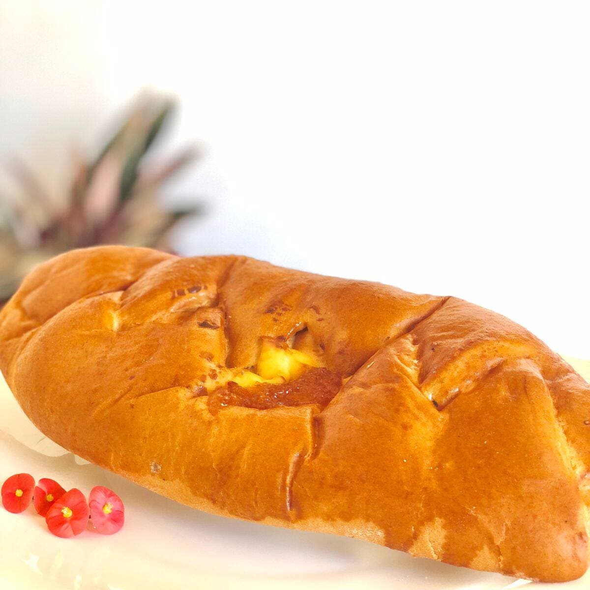Trenza Dulce de Queso Crema con Piña