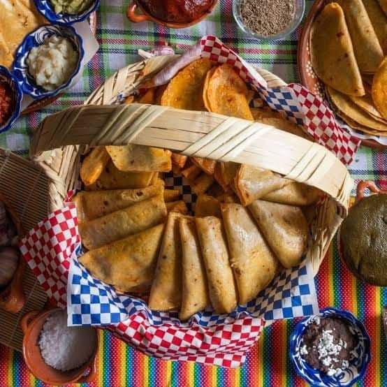 Promoción 10 tacos  surtidos