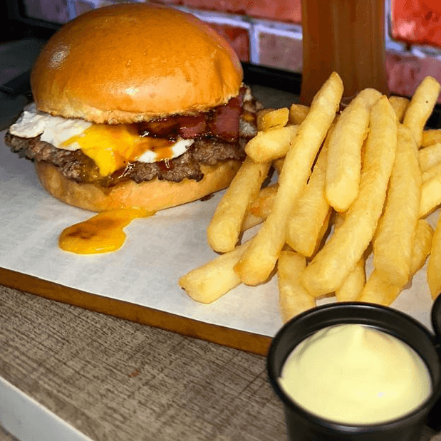 My BBQ Burger+PAPAS