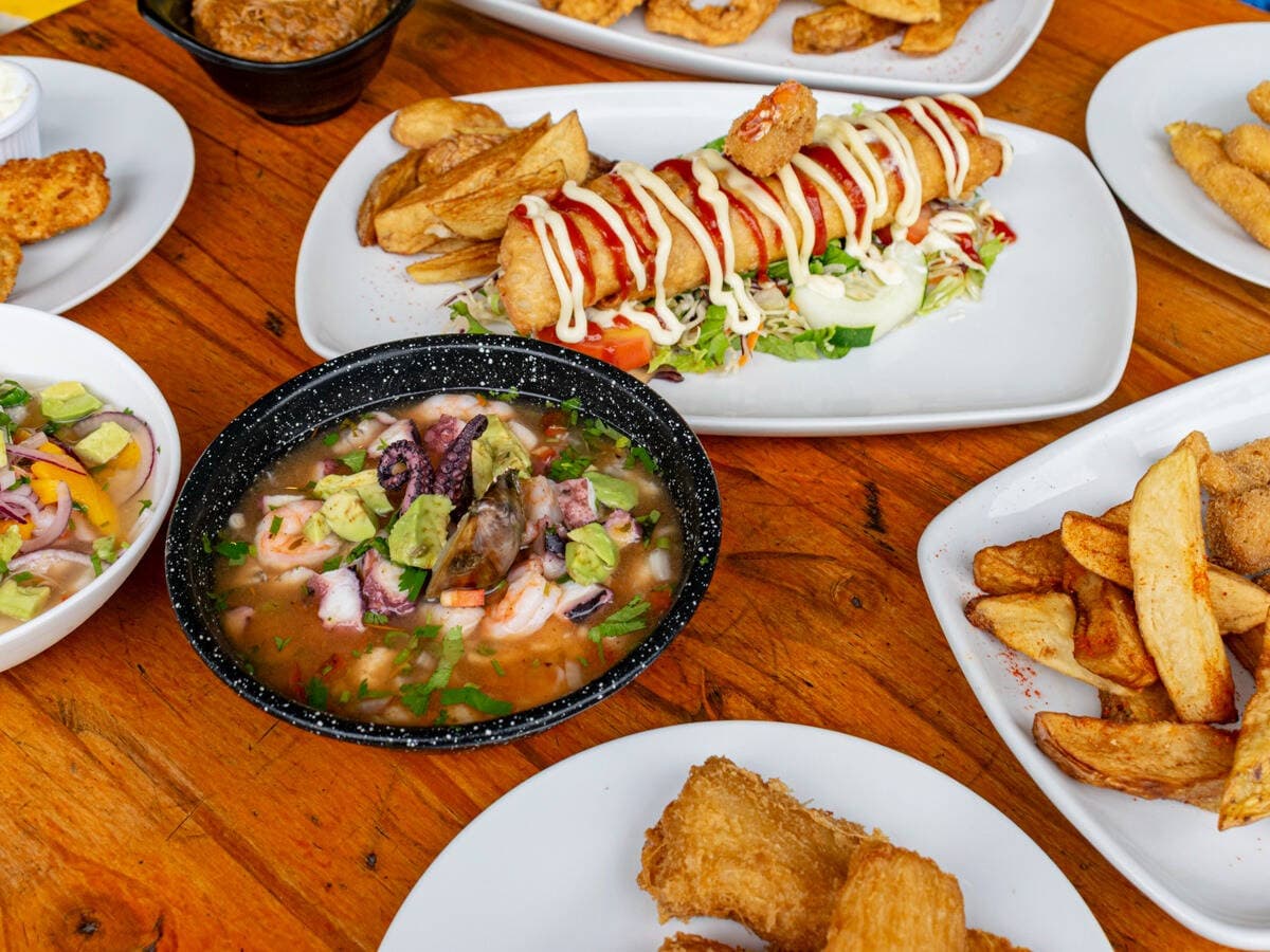 Donde George Cevicheria - La Guacima