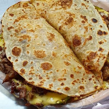 Quesadilla Grande Combinada