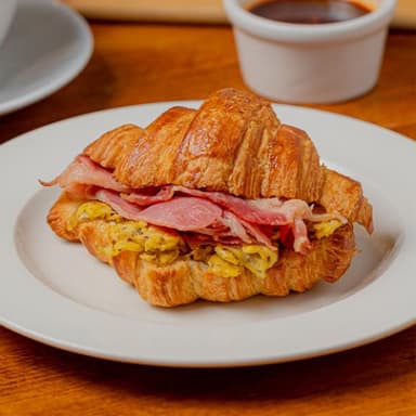 CROISSANT ARTESANAL