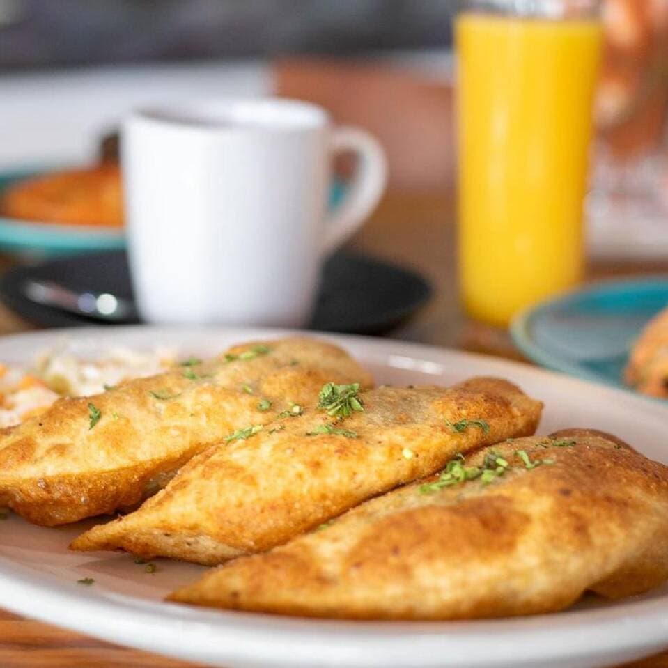 Empanadas Rellenas de Queso ( Órden de 3 )
