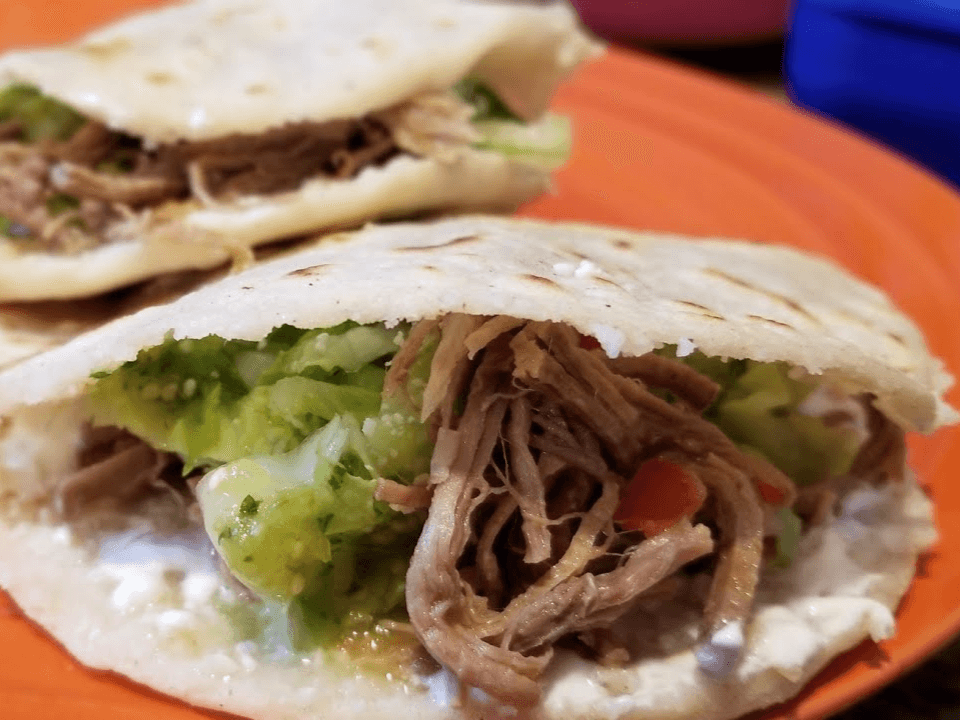 Gordita de Deshebrada a la Plancha pza.