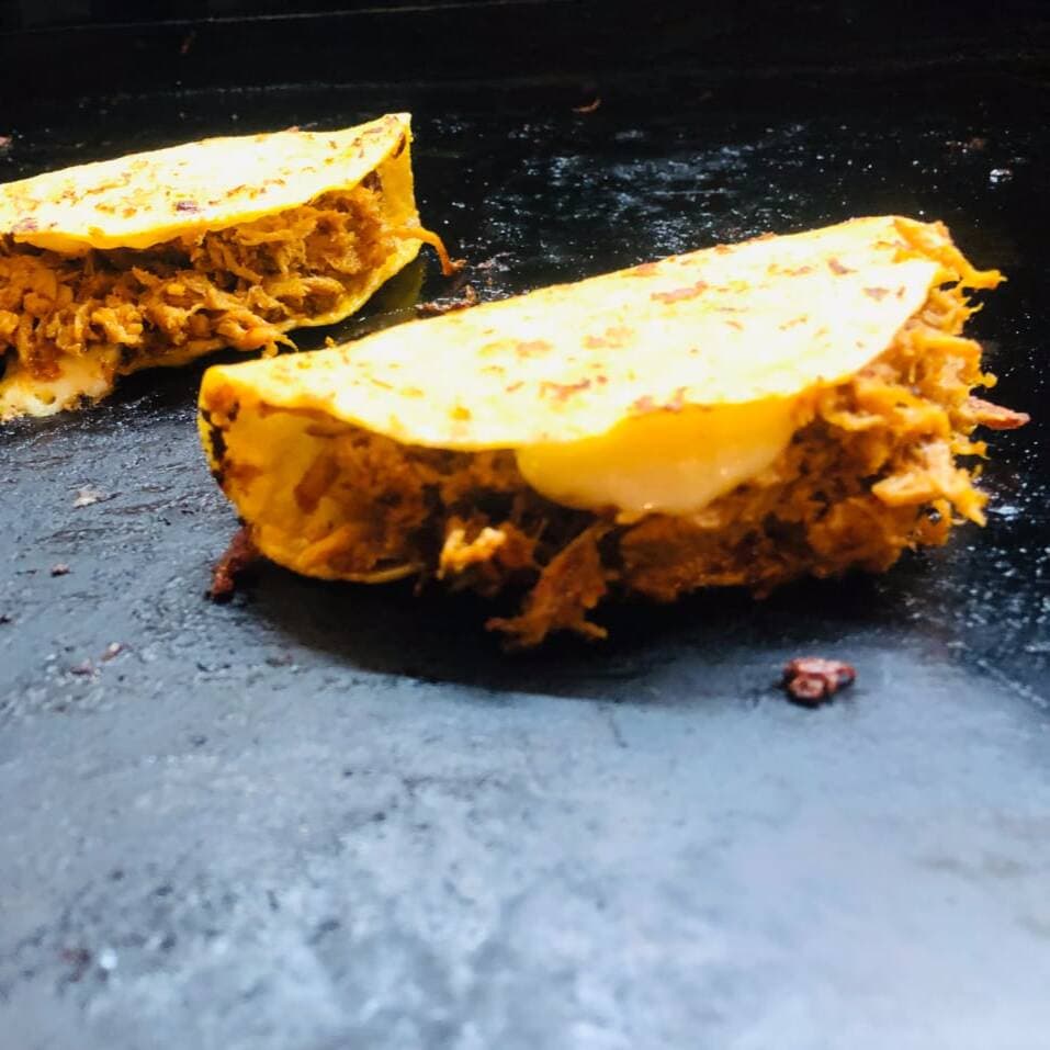 Quesabirria de Maíz 1 Pieza